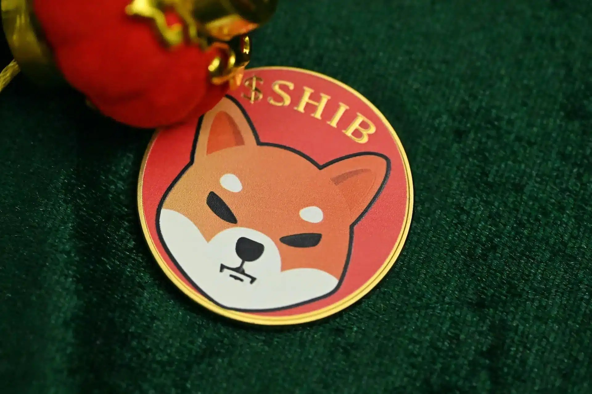 Shiba Inu Shock: Exchanges Near Breaking Point as 82 Trillion SHIB Vanishes Fast