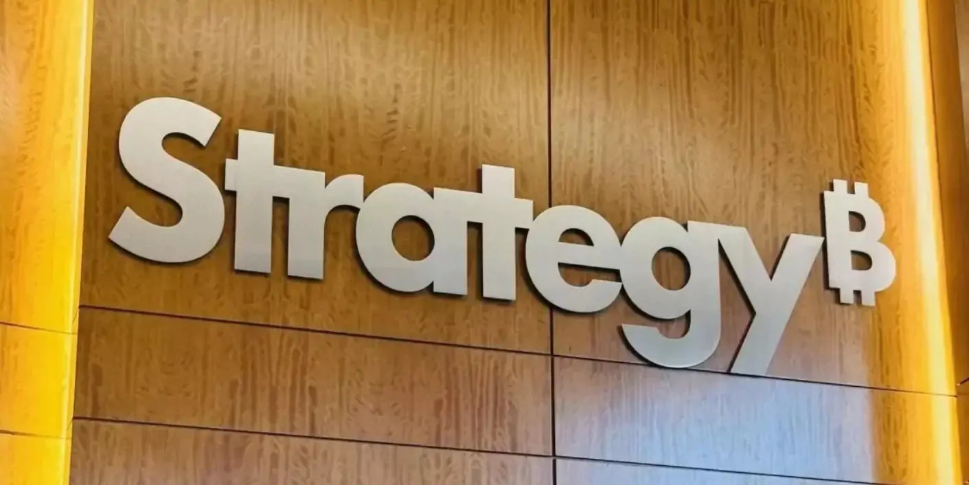 Strategy CEO Phong Le Signals Potential Bitcoin Sale to Fund Dividends, But Only as a Last Resort