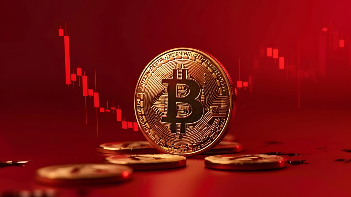 Bitcoin Drops Below $90K, Erases All 2025 Gains Amid Cycle Concerns