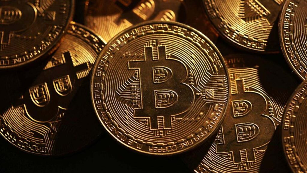 On-Chain Data Shows Major Bitcoin Wallets Back in Motion After Selling Streak