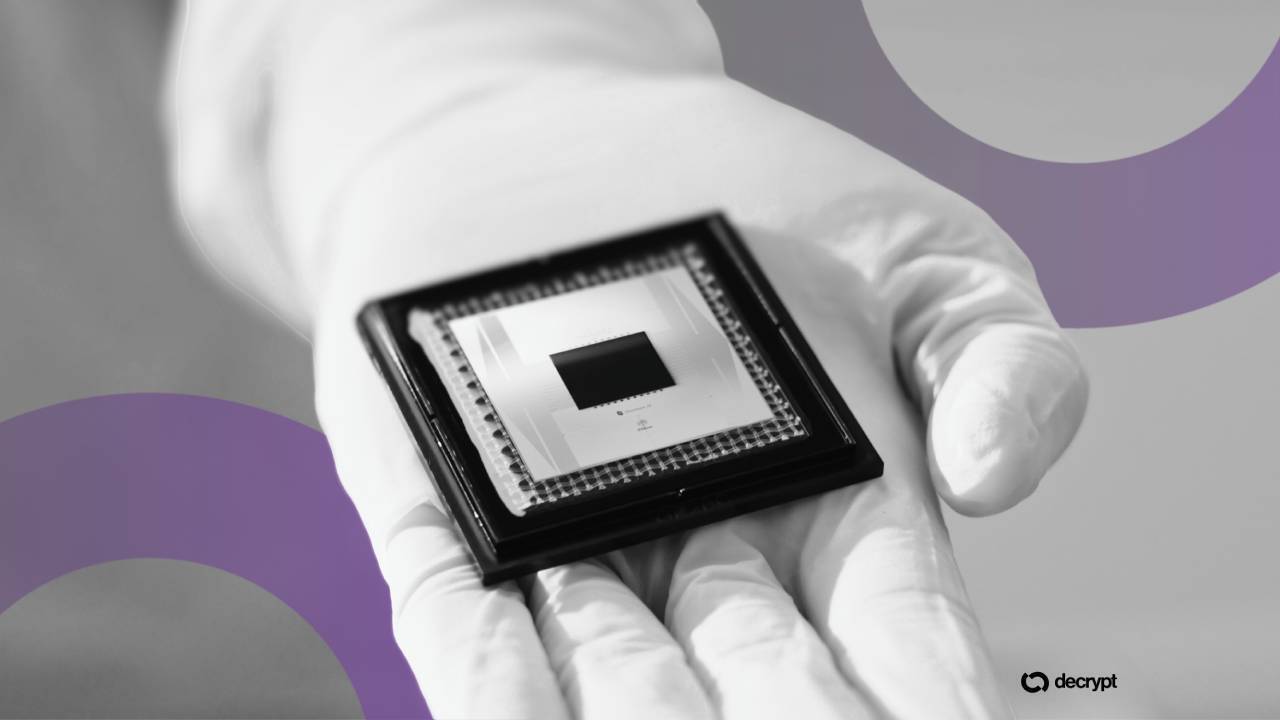 Quantum Computing Isn't Just Coming for Bitcoin—It Threatens Messaging Apps Too