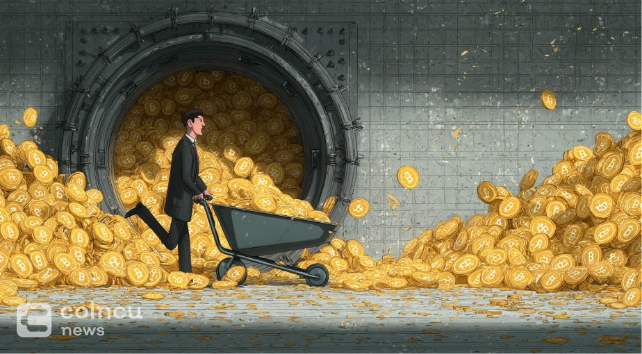 Strategy Buys 487 BTC at $102K, Holdings Now 641K BTC