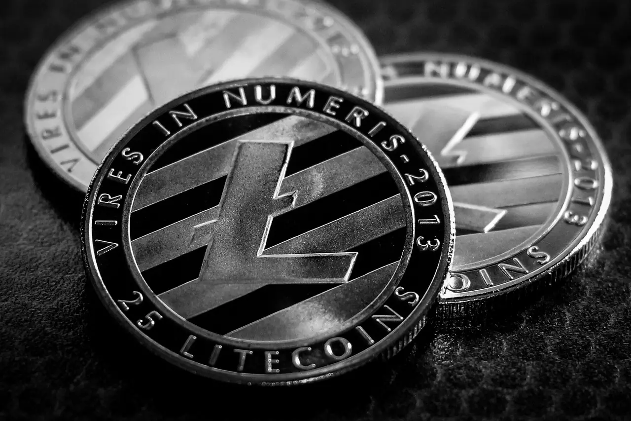 Litecoin Takes the Spotlight as Wall Street Accelerates Altcoin ETF Listings