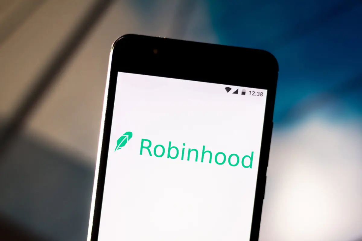 Robinhood’s Head of Crypto Thinks Most Blockchains Are Pointless as the SEC Draws Its Lines Around Tokenized Stocks