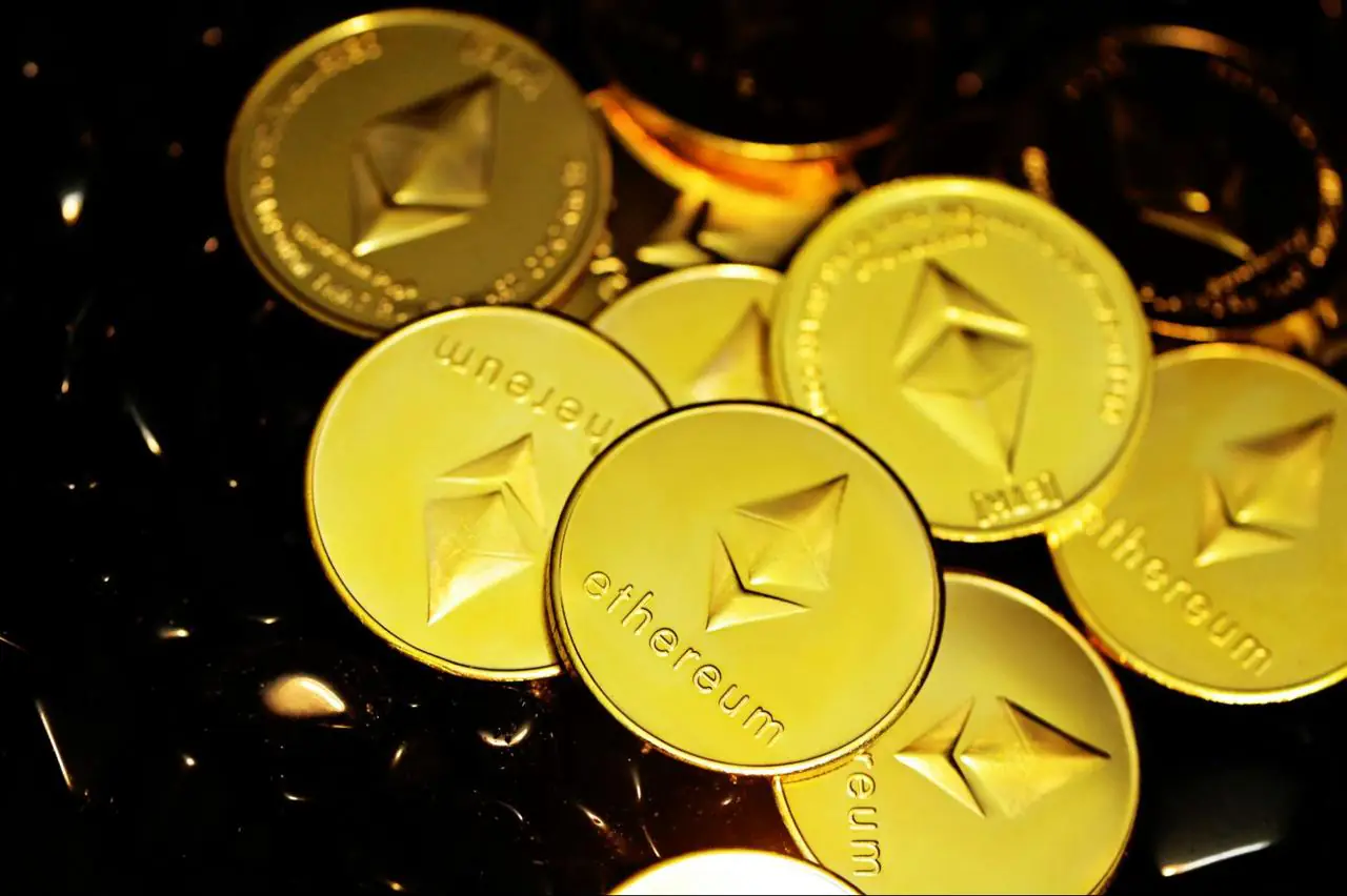 Ethereum Price Prediction: ETH Bottoms Out, Altcoins Poised for 500% Surge