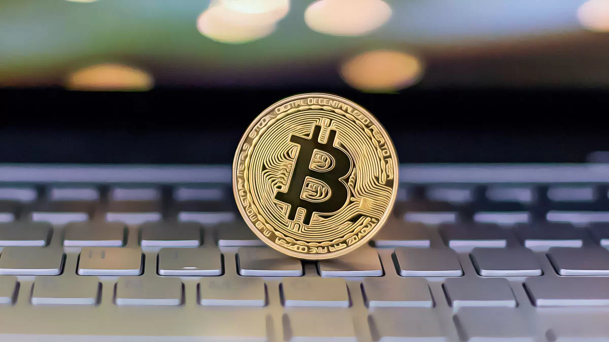 Bitcoin Mining Stocks Climb with Strategic Shifts