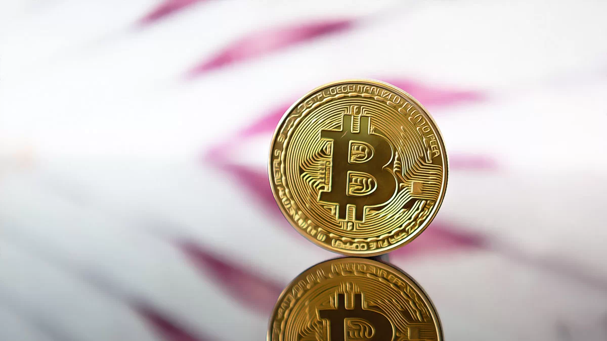 Bitcoin’s Fluctuating Fortunes: Market Hesitation Raises Questions