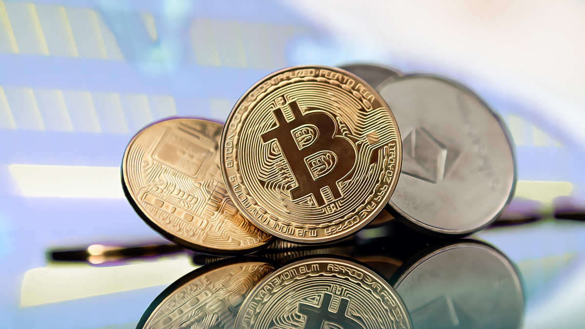 Bitcoin User Loses $105K in Transaction Blunder