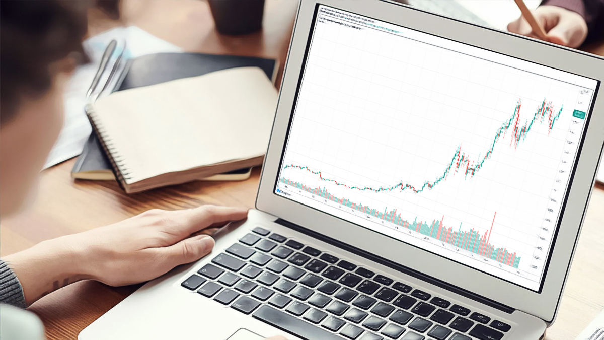 Cryptocurrency Price Fluctuations Challenge Traders