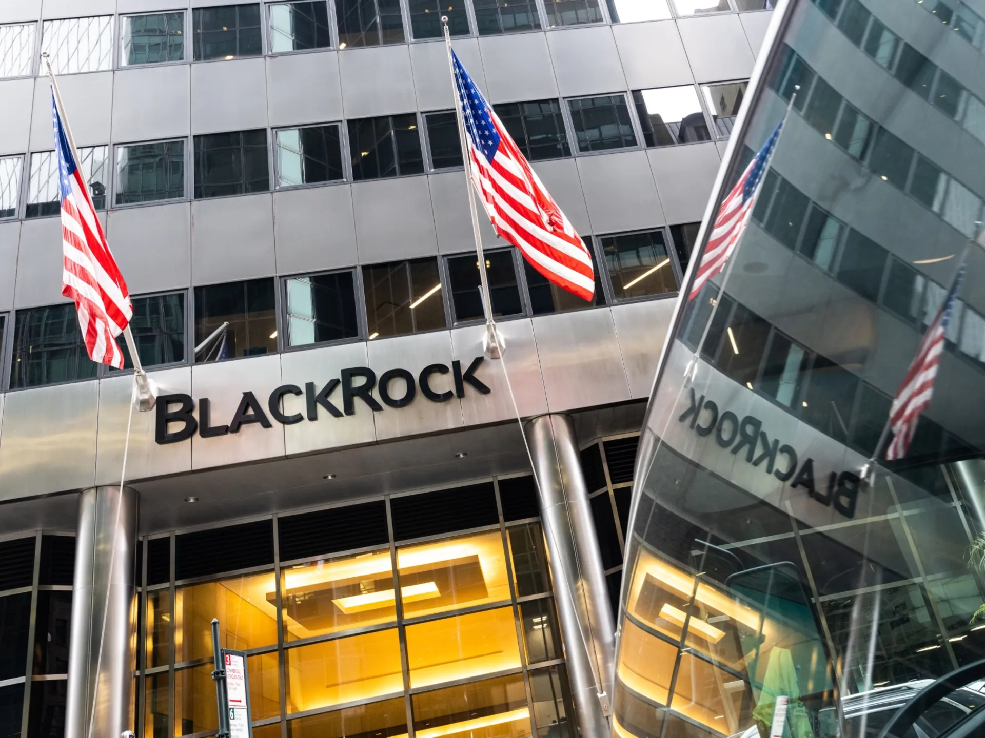 BlackRock CEO Larry Fink Highlights Shift in Crypto Perspective as IBIT ETF Grows