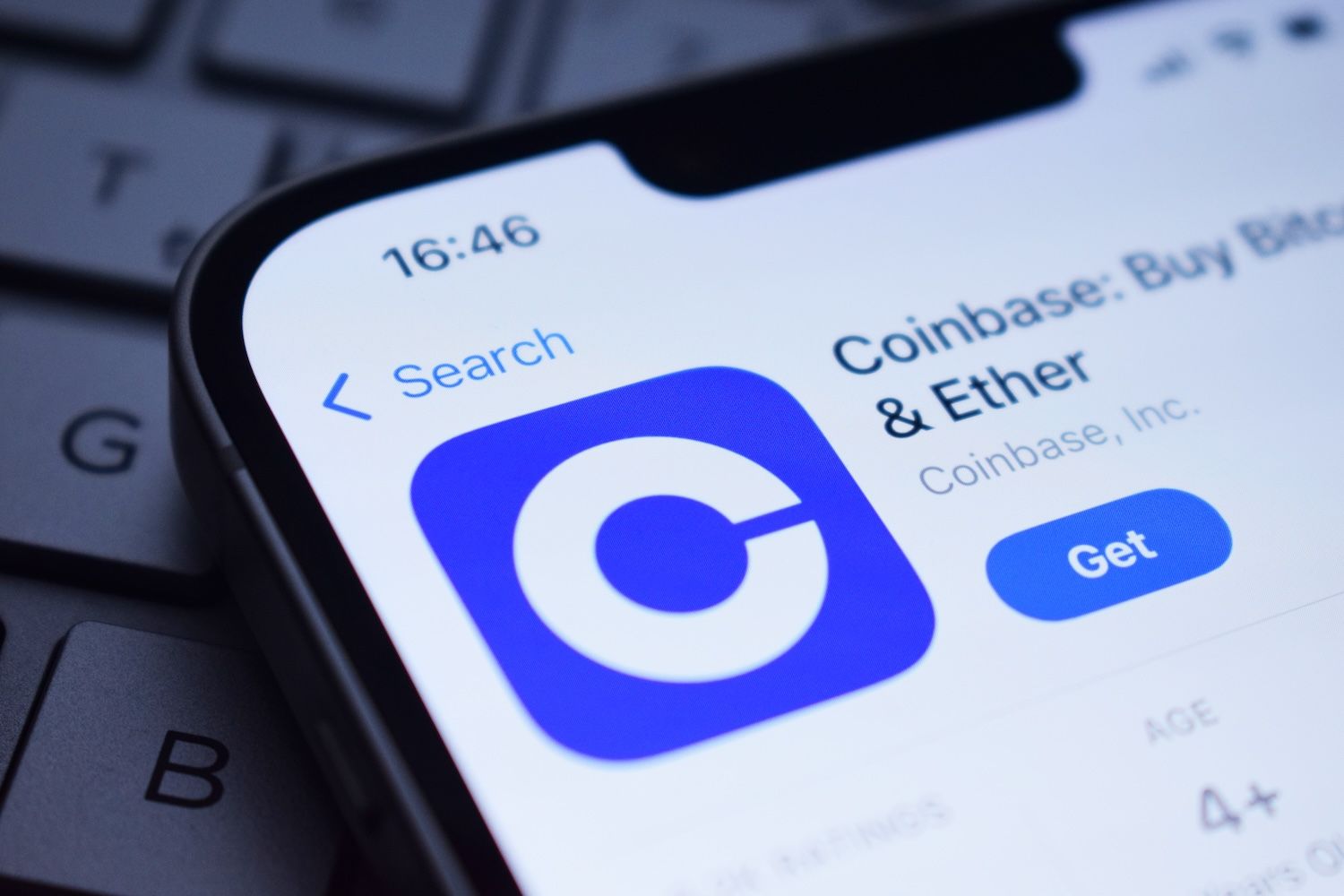 CEX Listing Wars Escalate as Former Binance CEO Challenges Coinbase to List More BNB Projects