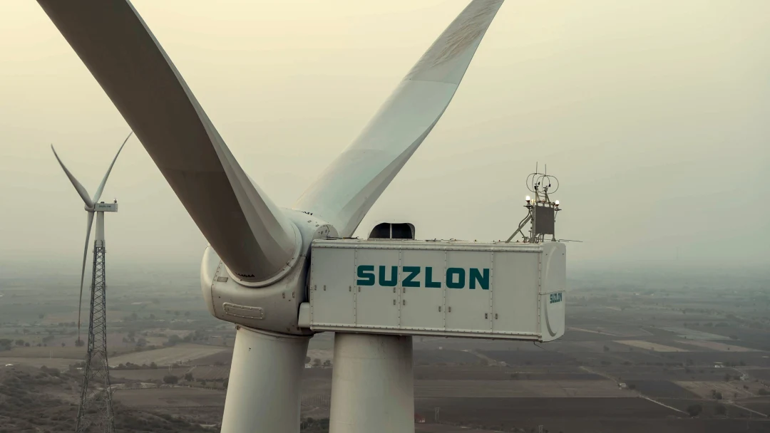 Suzlon Shares Dip Below ₹40 to Two-Year Low Amid Leadership Overhaul