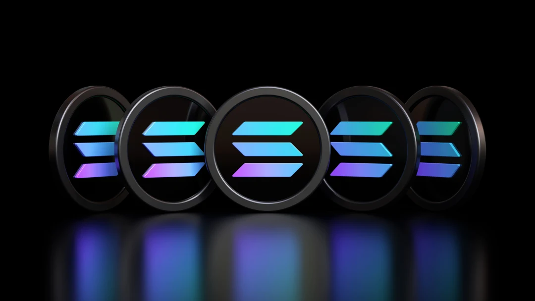 Fidelity Leads $754M U.S. Spot Crypto ETF as Solana Bulls Target $180