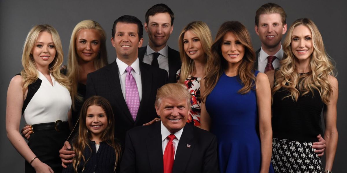 US Lawmaker Pushes to Ban Trump, Congress Members From Trading Crypto and Stocks