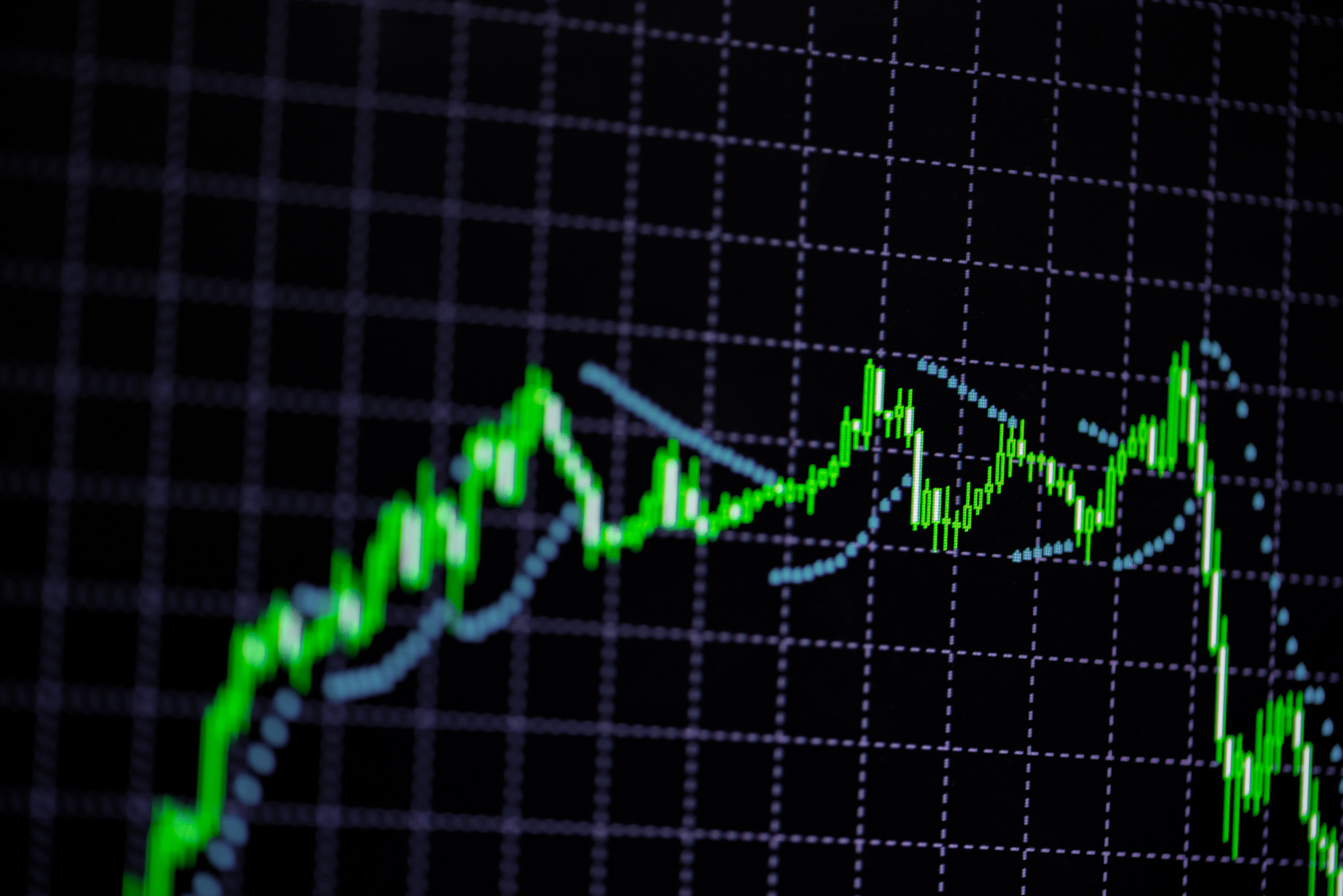 When Bitcoin Stumbles, Strategy (MSTR) Slips Even Faster; is this the Signal?