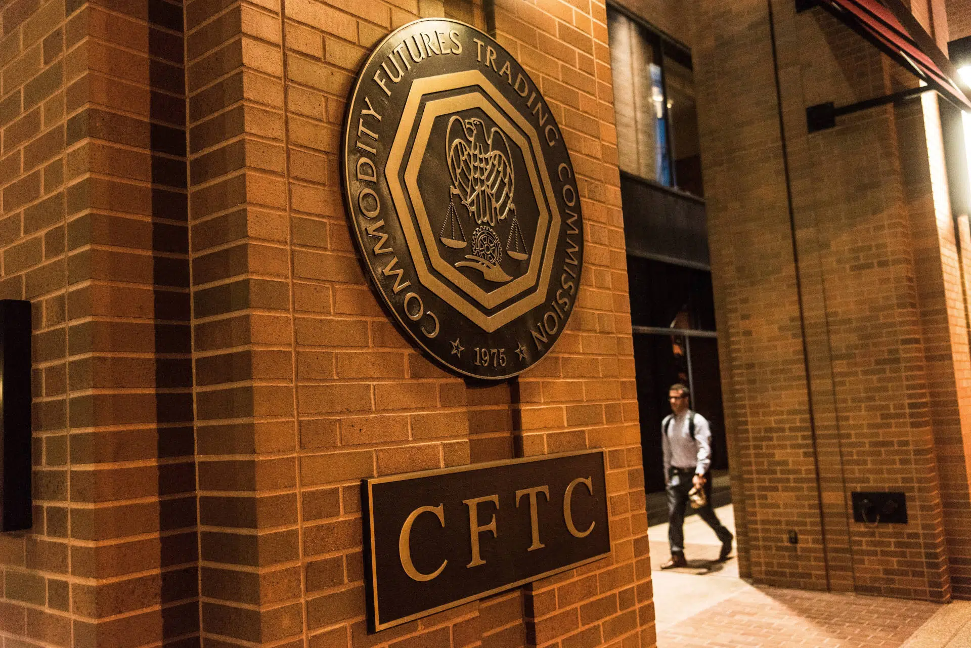 White House Withdraws Cryptocurrency-Friendly Name's CFTC Chair Candidacy! Here Are the Details…