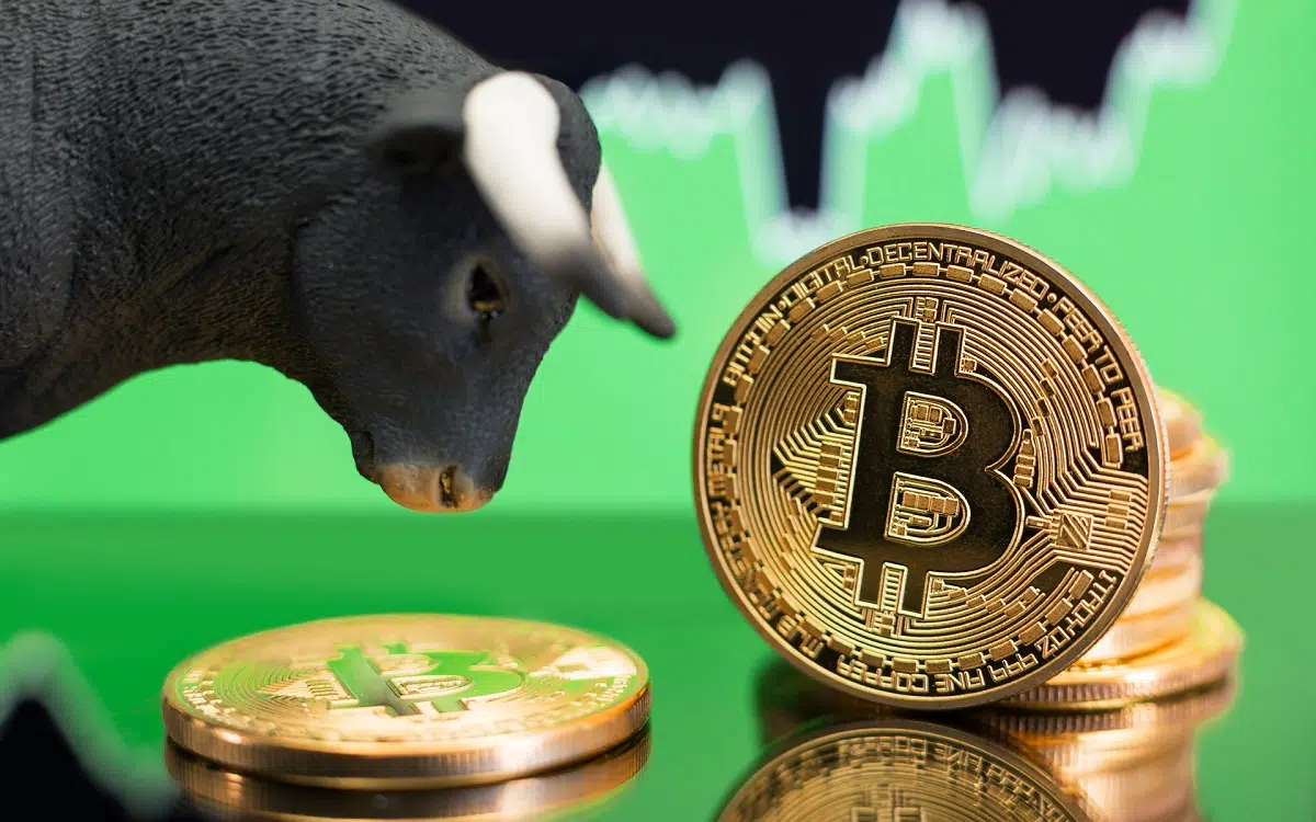 VanEck Issues Major Bullish Prediction for Bitcoin (BTC) "Thanks to Gold!"