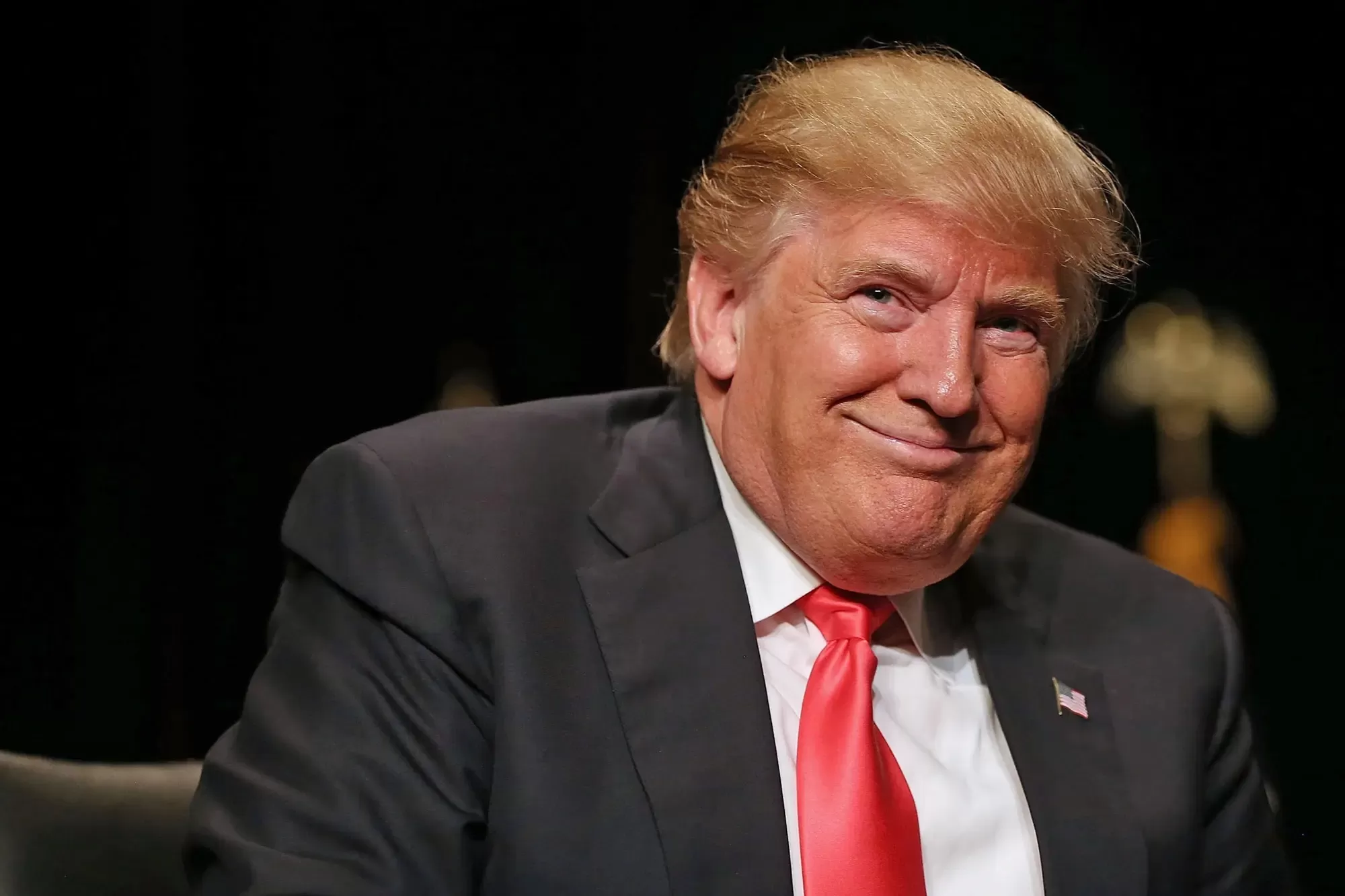 Donald Trump Makes Another Tariff Announcement: Bitcoin and Cryptocurrencies React