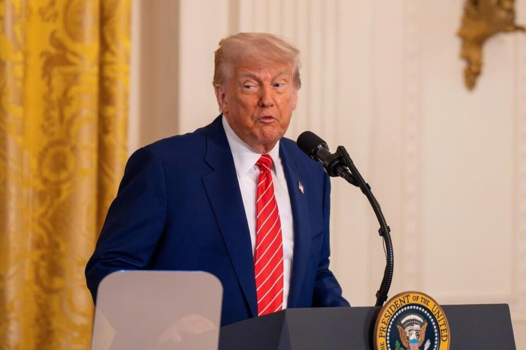 Crypto Giants Back Trump’s $300M White House Ballroom