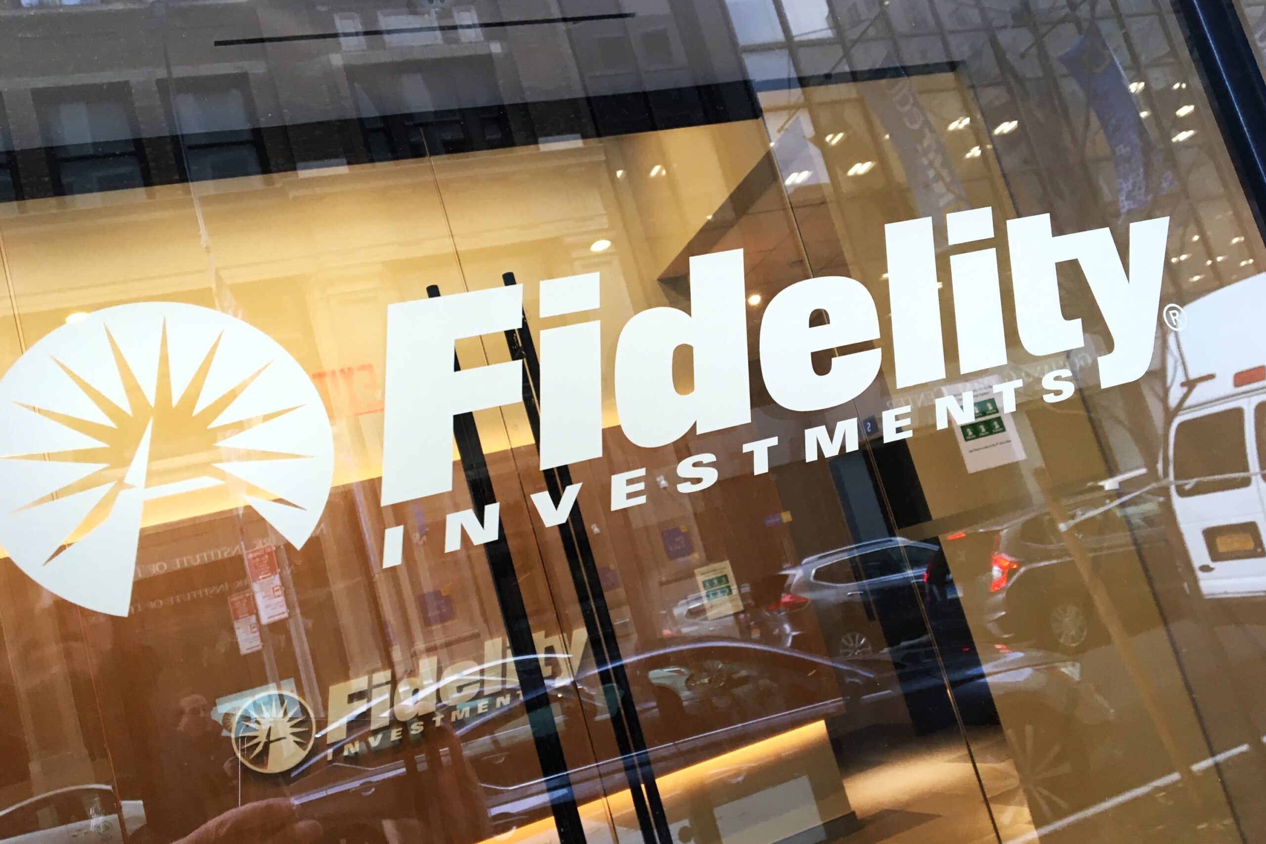 Fidelity Expands Solana Access, Opening Door for Millions of U.S. Investors