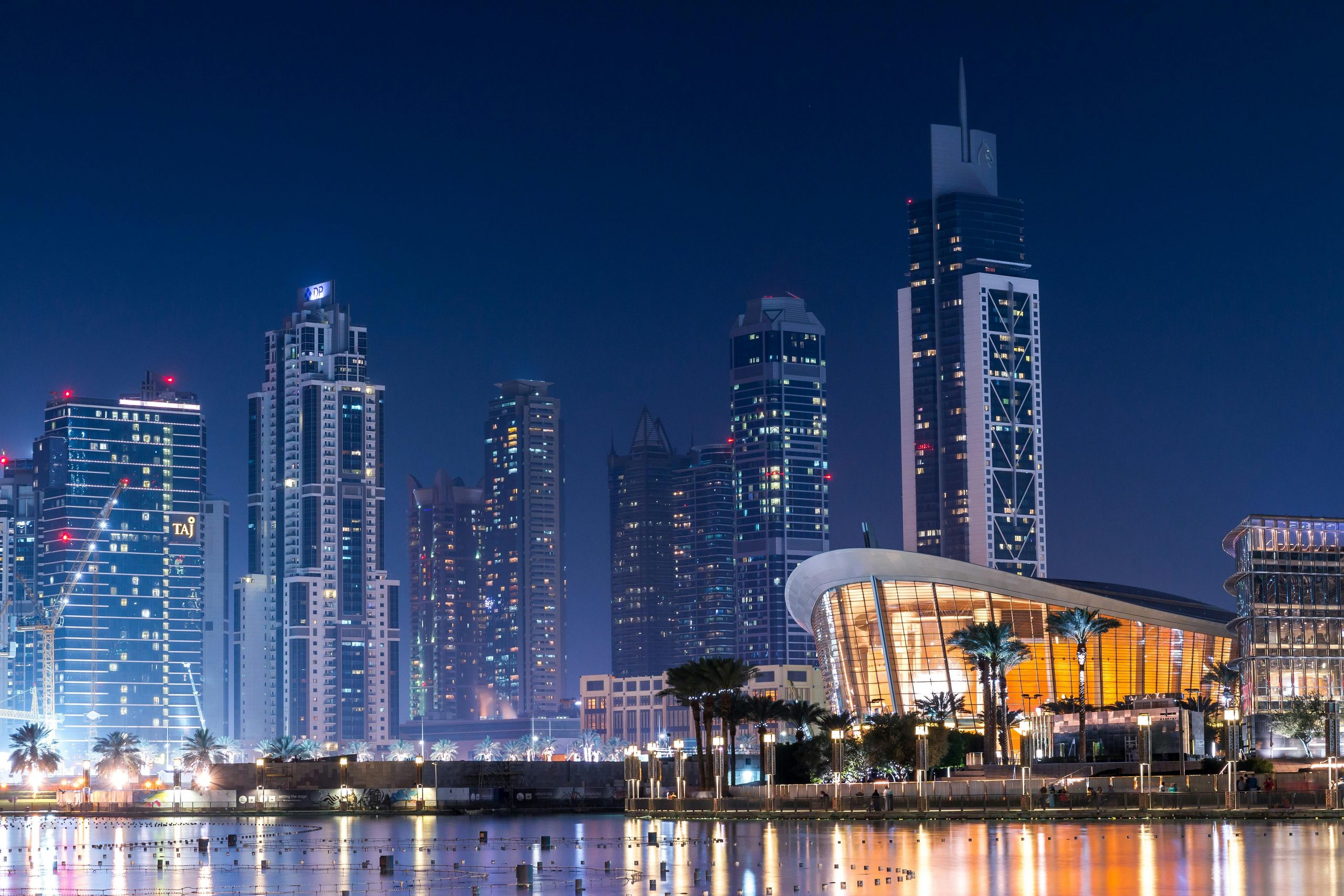 UAE Brings DeFi, Web3, Stablecoins, and DEXs Under Central Bank Oversight